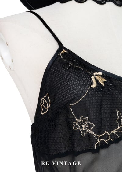 金線刺繡黑透膚細肩帶背心5