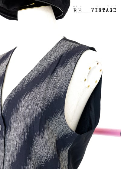 煙灰色斜紋西裝背心8