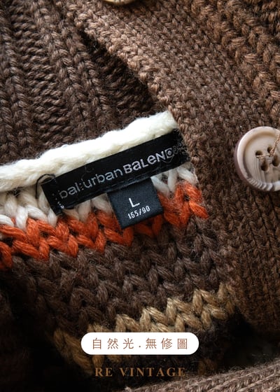 南瓜咖啡奶泡線條斜肩針織毛衣13