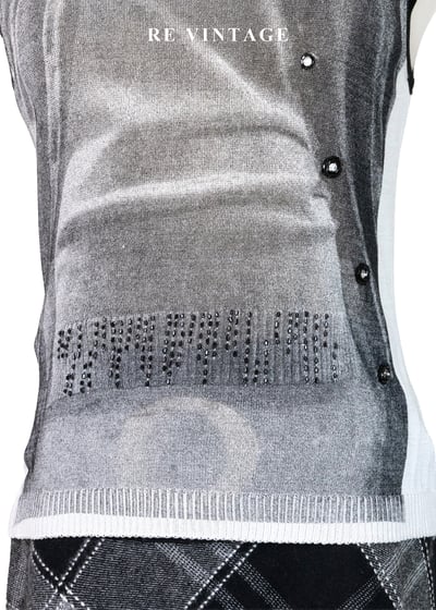 叛逆基因灰階美學背心4