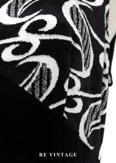 夜色裡的銀白神秘圖騰長洋裝7