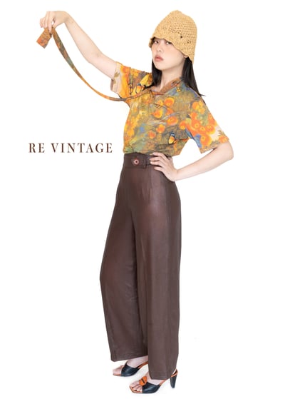 蝴蝶飛飛針織輕薄上衣1