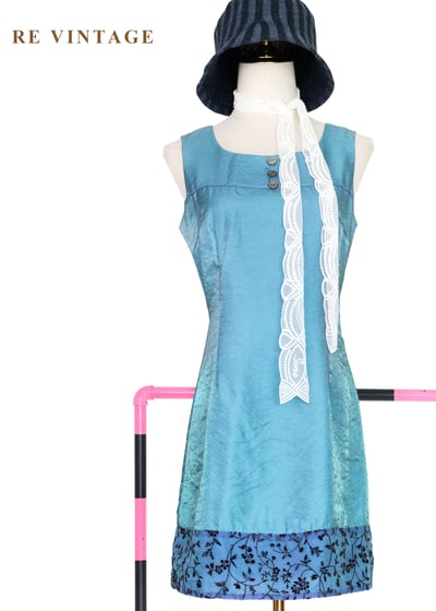 翡冷翠的湖光方領小色花拼接洋裝1