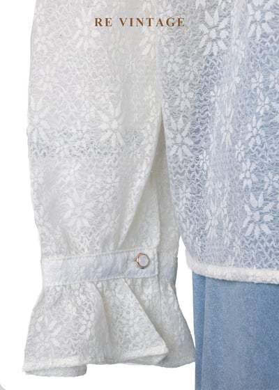 柔軟奶白少女緹花襯衫10