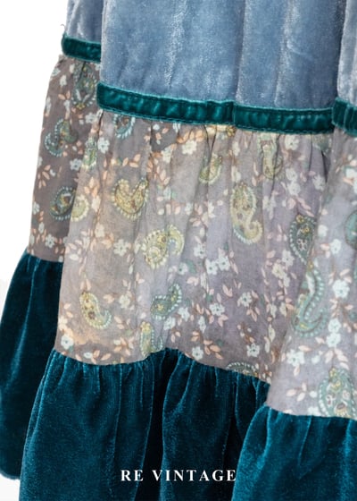 層光之海流動柔光絨布洋裝9