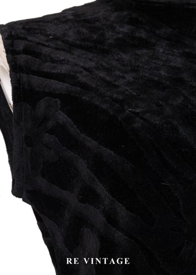 Cool Girl 壓花絨布背心5