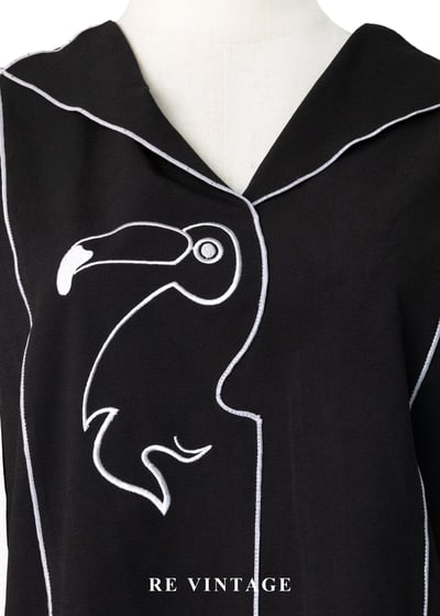 大嘴鳥幾何滾邊白線上衣4