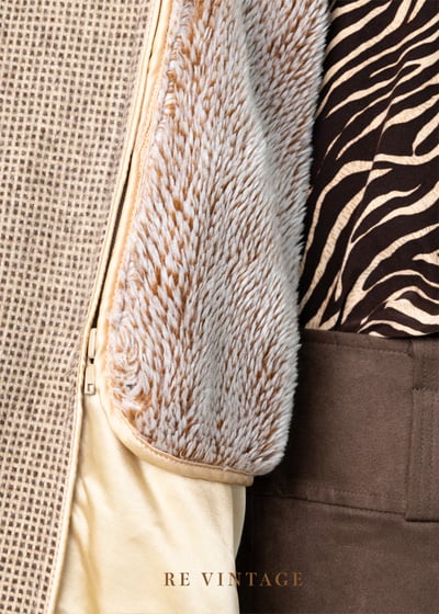 質感單品 - 小格紋米色毛呢大衣（可拆式毛背心內襯）15