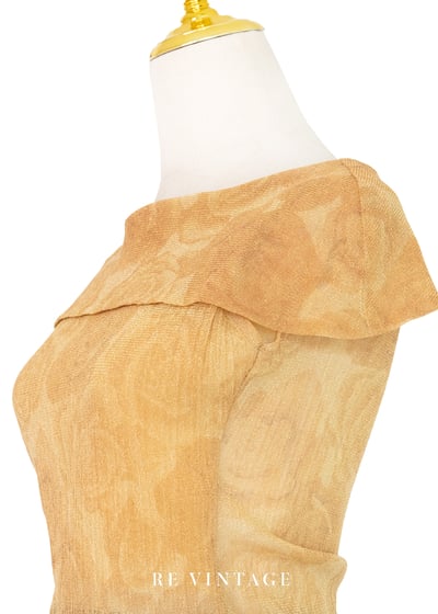 Misted Yellow 玫瑰一字領上衣6