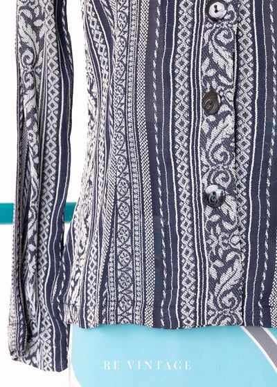 Chakra Art Meditation 深藍色上衣9