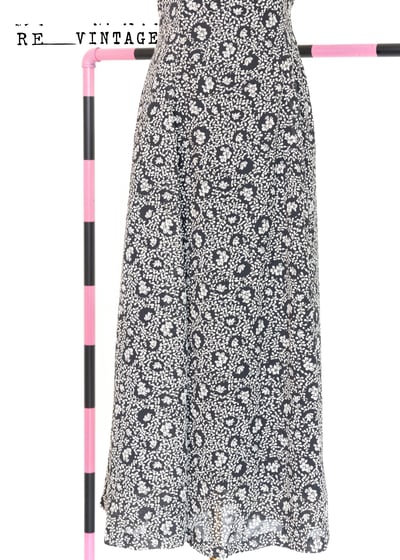 小碎花黑白色氣質長洋裝5