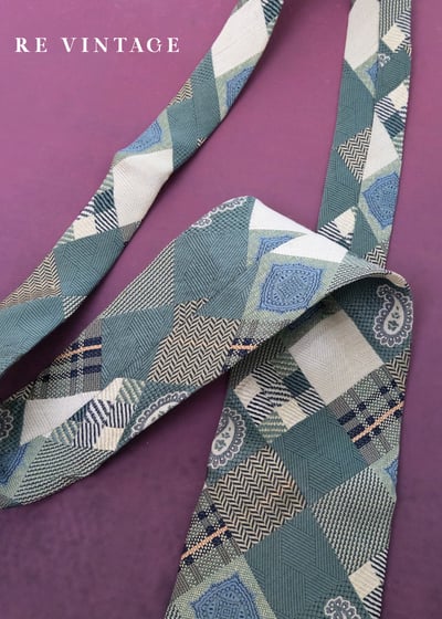 奶綠色變形蟲菱格紋領帶5