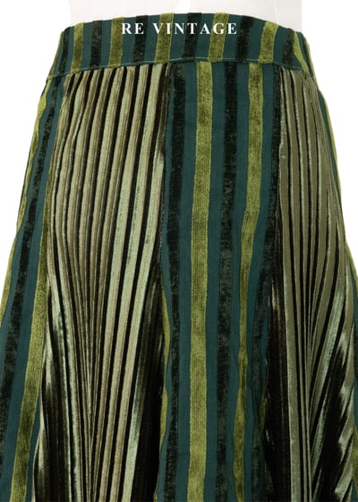 墨綠線條優雅波動光短裙(25")3