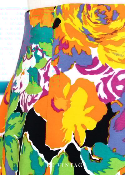 Dragon Fire 盛開花多高腰短裙（27"）6