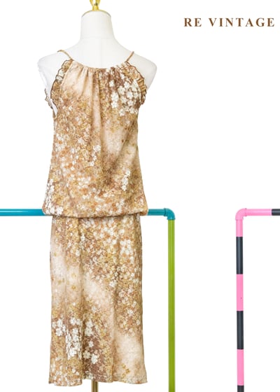 焦糖杏色色蕾絲小碎花鬆緊腰洋裝12