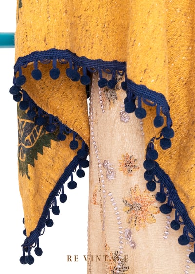 『歐洲寶物』Golden Yellow Pom Pom 漂亮披風罩衫13