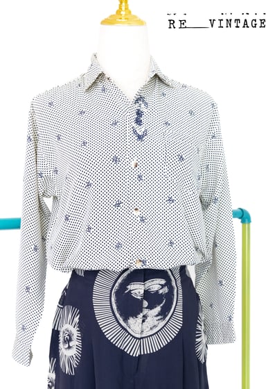 氣質米白藍點點輕薄襯衫1