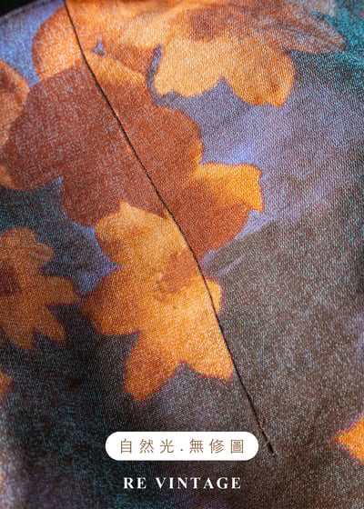 向日葵與玫瑰綻放在藍紫光中短裙（25"）11