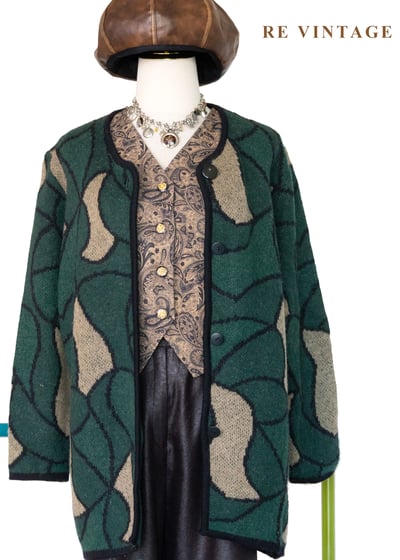 溫暖の苔綠幾何線條針織外套1