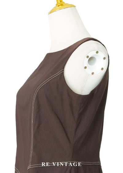 質感單品 - 完美剪裁線條巧克力色迷你洋裝7