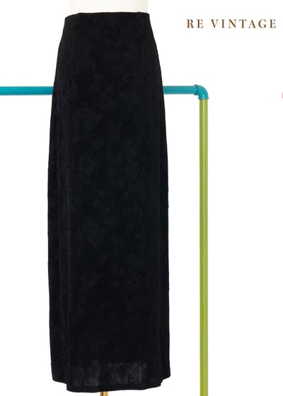 必備單品 - 立體壓花黑色長裙（26-32"）7