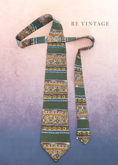 橄欖綠圖騰線條美領帶1