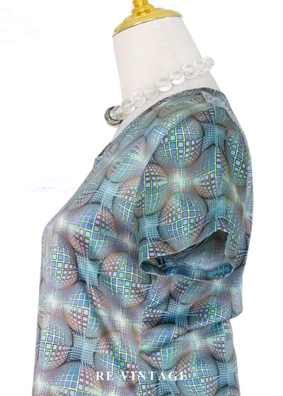 穿梭時空的數碼訊號迷你洋裝9