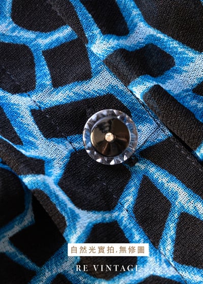 視覺靈魂長頸鹿紋透膚上衣14