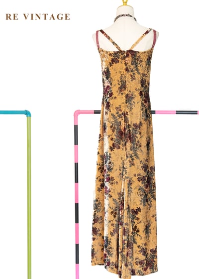 酒紅玫瑰琥珀滿版繁花絨布長洋裝11