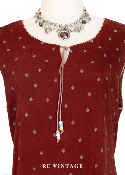 深深紅棗燈影復古長洋裝7