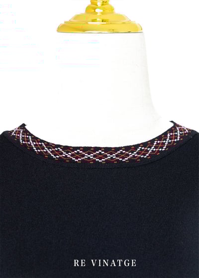 小領口圖騰黑色薄針織背心4