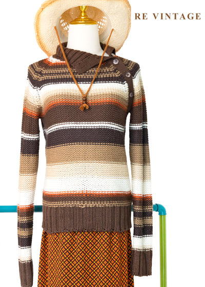 南瓜咖啡奶泡線條斜肩針織毛衣1