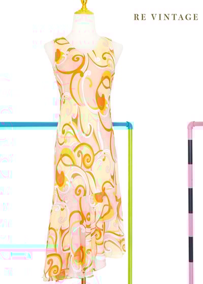 粉橘色浪漫印花洋裝1