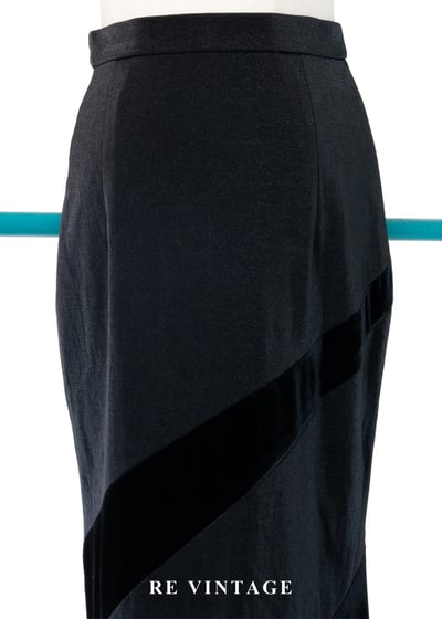 深邃層次流動弧形高腰長裙（24"）3