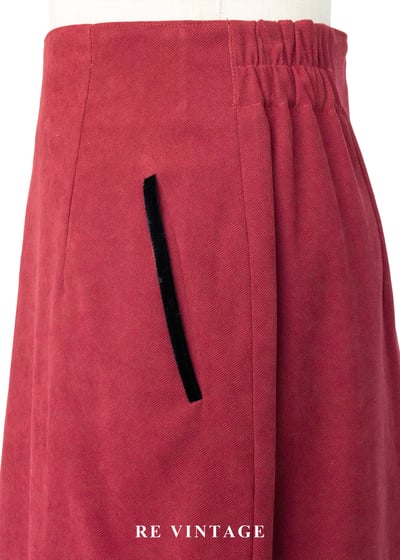 質感單品 - 磚紅色俐落剪裁的都市美裙（24-27"）7