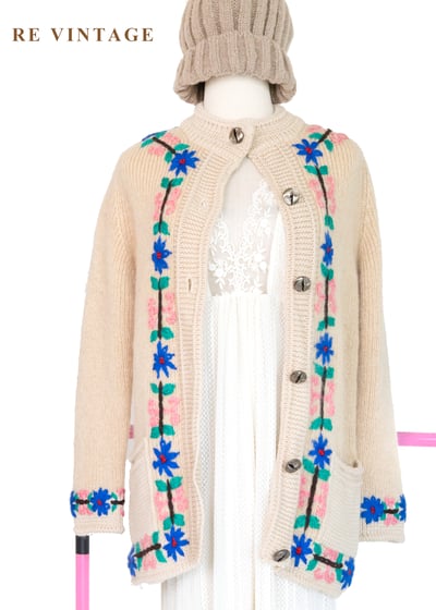 奶油白小花綻放毛料針織毛衣外套1