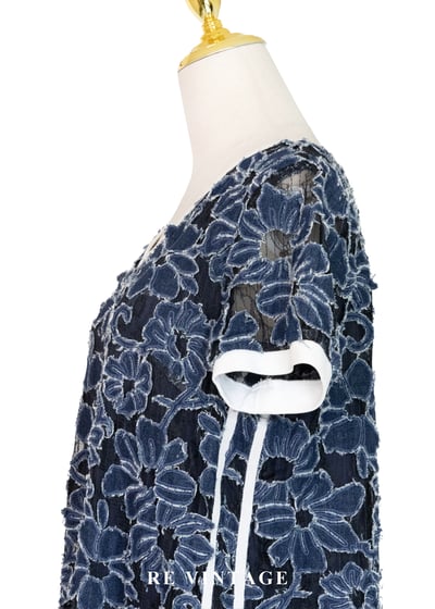 靛藍花瓣堆疊黑蕾絲洋裝10