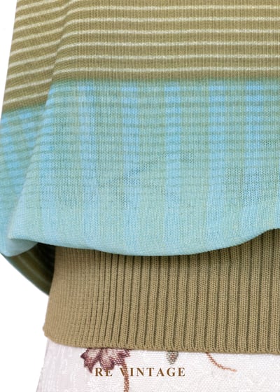 青苔湖水交疊山景上衣7