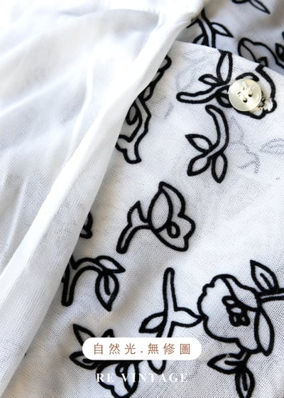 二次元黑白花卉線稿上衣15