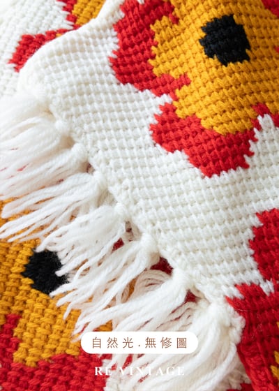 大紅花嬉皮白日夢像素針織上衣11