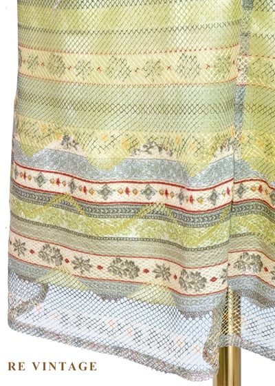 黃綠調春日湖水線條圖騰中長裙（25"）8