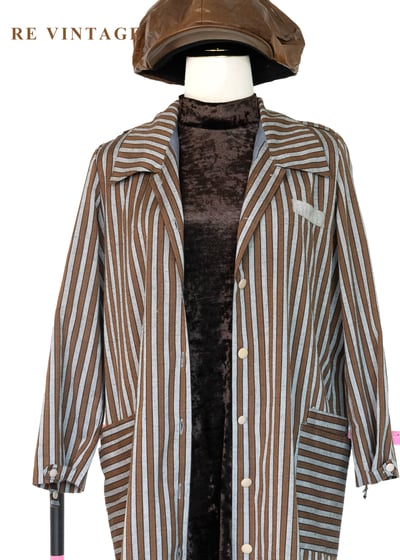 倫敦街頭的偵探線條長版薄外套3