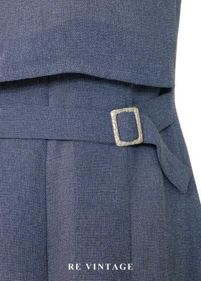 質感單品 - 線條俐落的銀釦迷你洋裝7