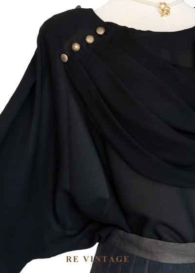 流動微光 - 金釦垂墜感雪紡上衣4