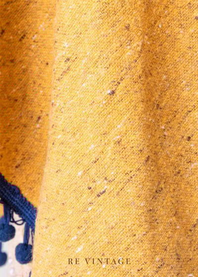 『歐洲寶物』Golden Yellow Pom Pom 漂亮披風罩衫14