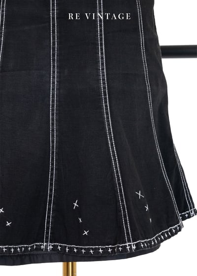 Stitch Patch 手繪趣味縫線黑色短裙（26"）4