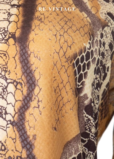 冷豔危險感蟒蛇紋上衣12