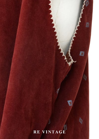 深深紅棗燈影復古長洋裝10