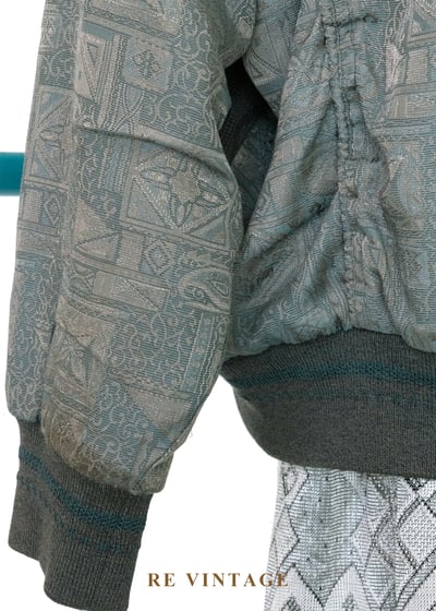 灰綠色霧裡紋路復古夾克外套5