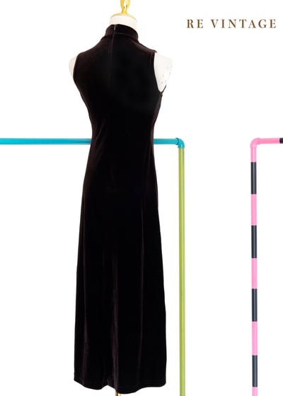 氣質單品 - 深咖啡色質感絨布貼身長洋裝6